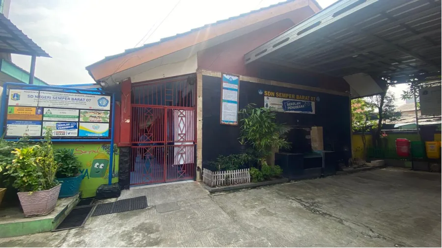 Gerbang Sekolah